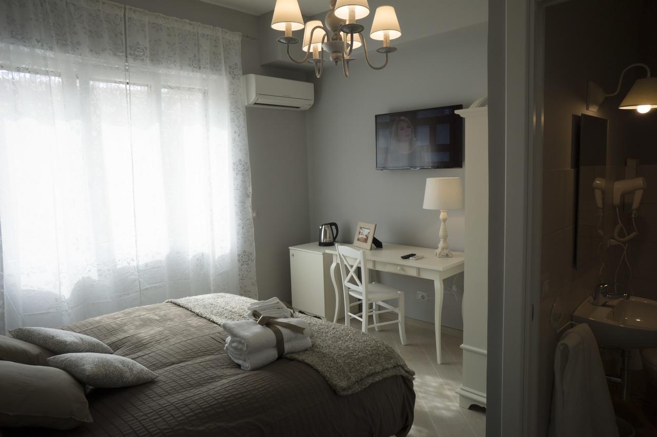 B&B Donna Ada Salerno Exterior foto